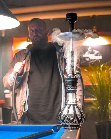 Isi – Autor bei Smoking Bljad